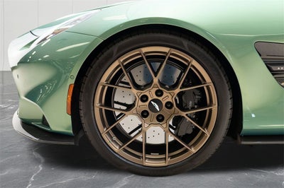 2025 Aston Martin Vanquish V12