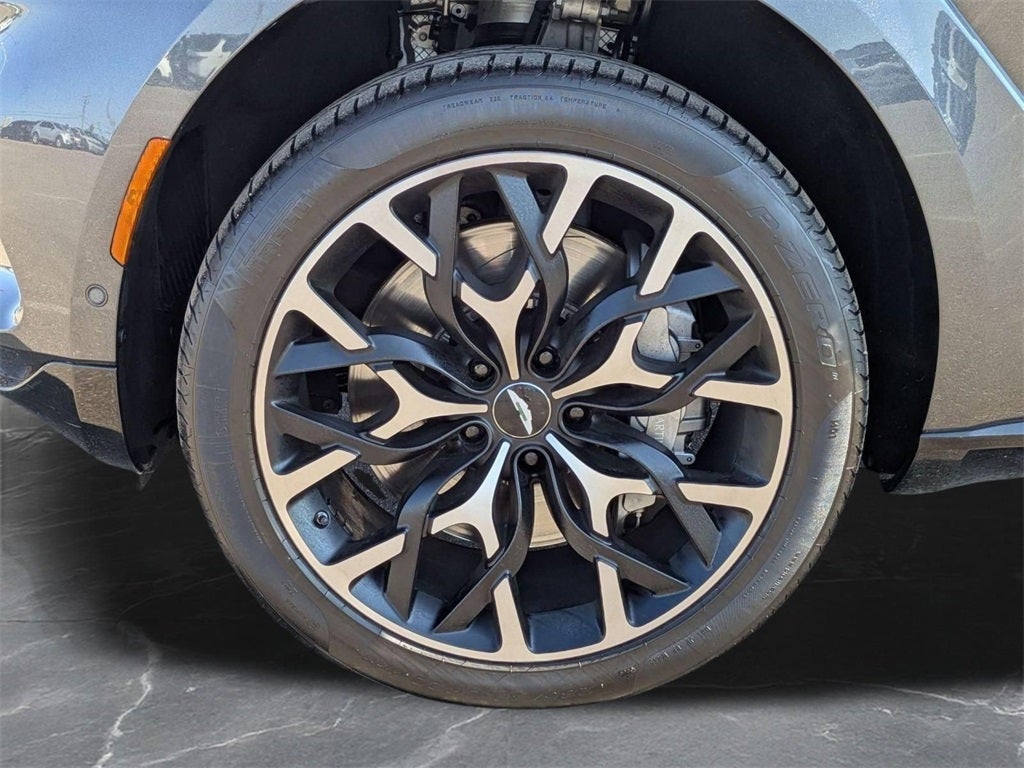 2021 Aston Martin DBX Base