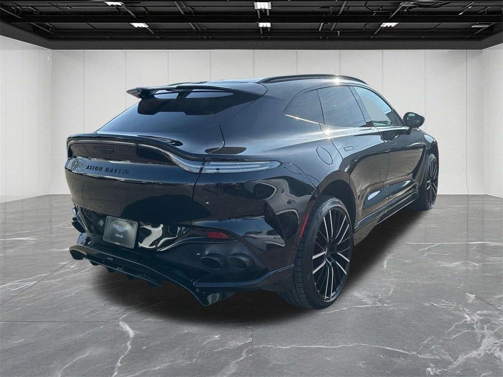 2023 Aston Martin DBX 707