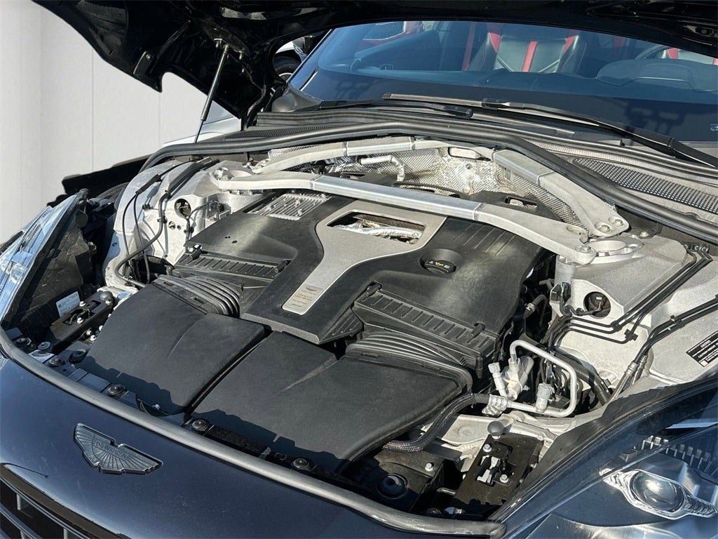 2023 Aston Martin DBX 707