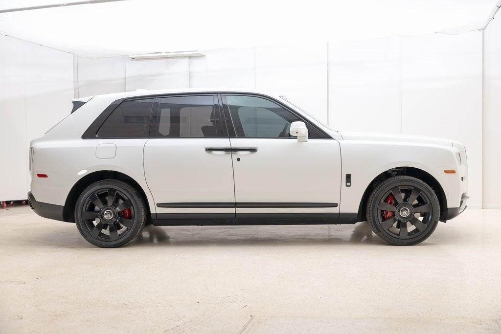 2023 Rolls-Royce Cullinan Base