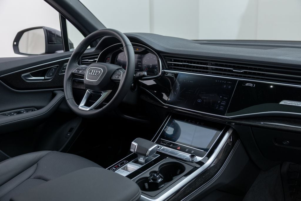 2026 Audi Q7 55 Premium Plus quattro