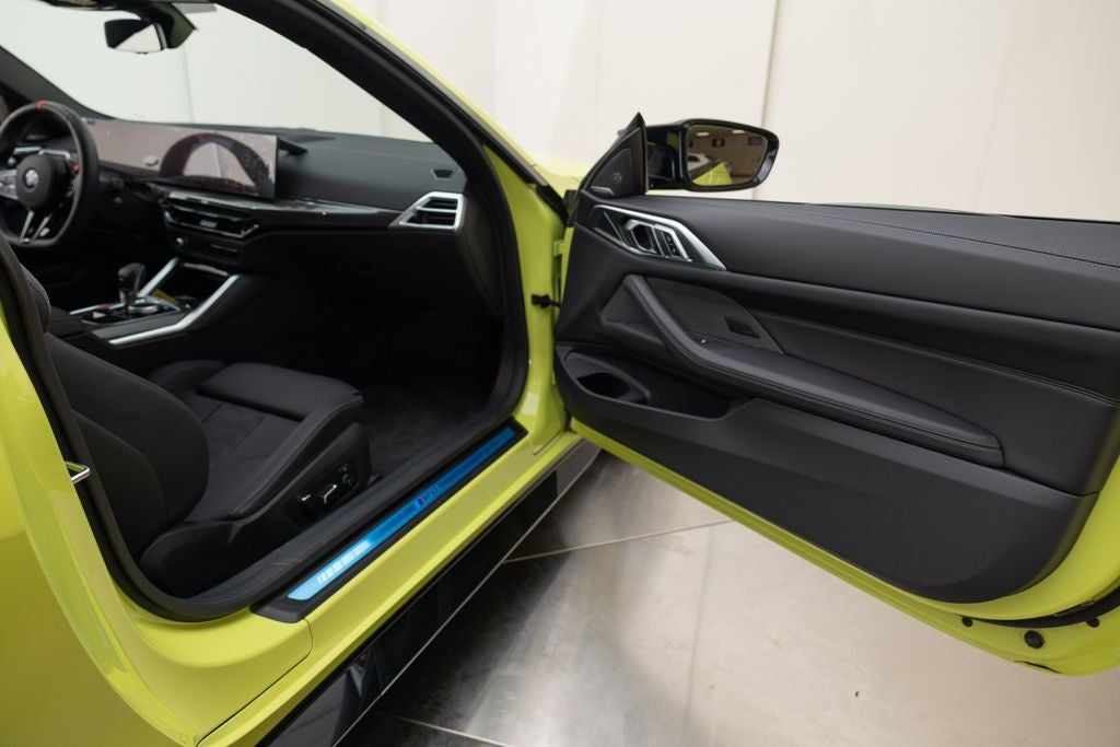 2025 BMW M4 Competition