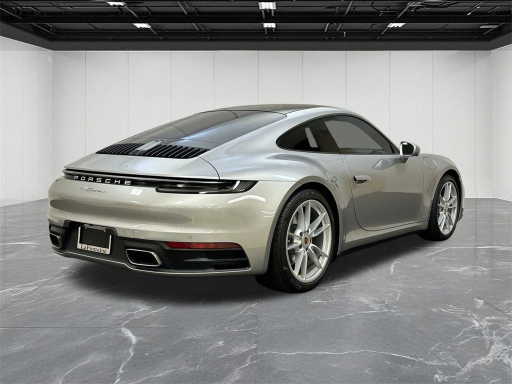 2024 Porsche 911 Carrera