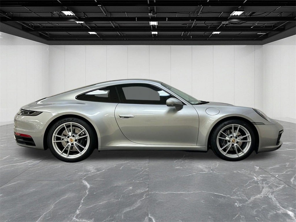 2024 Porsche 911 Carrera