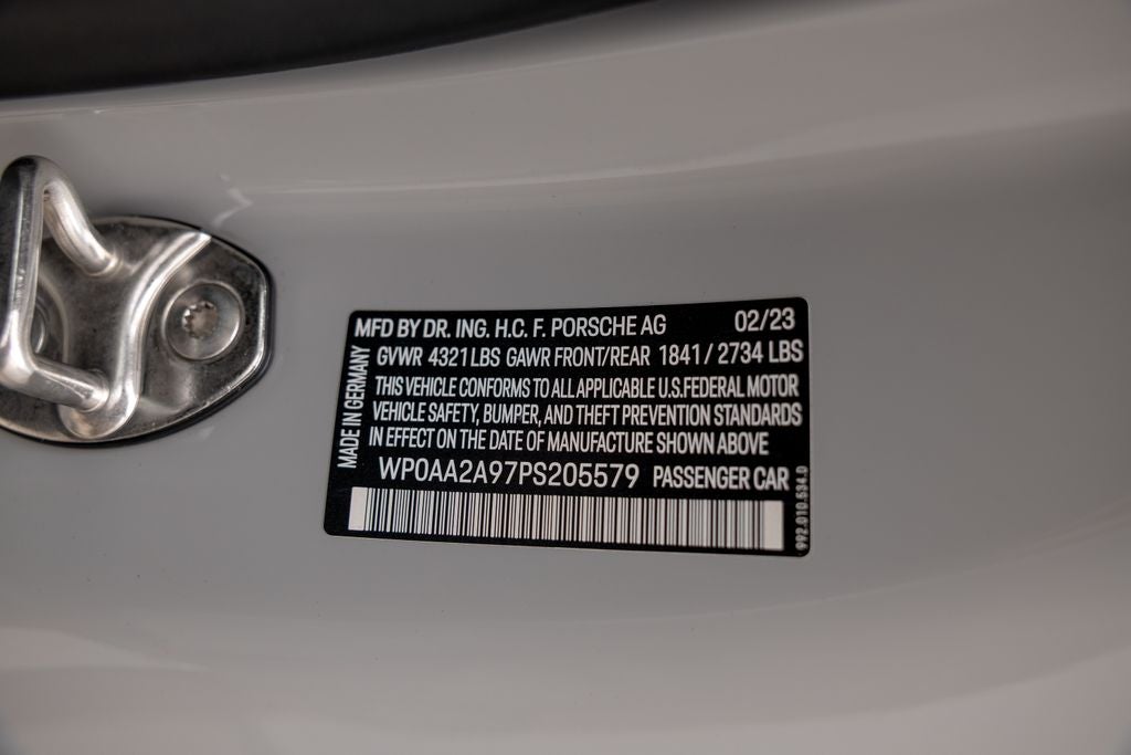 2023 Porsche 911 Carrera
