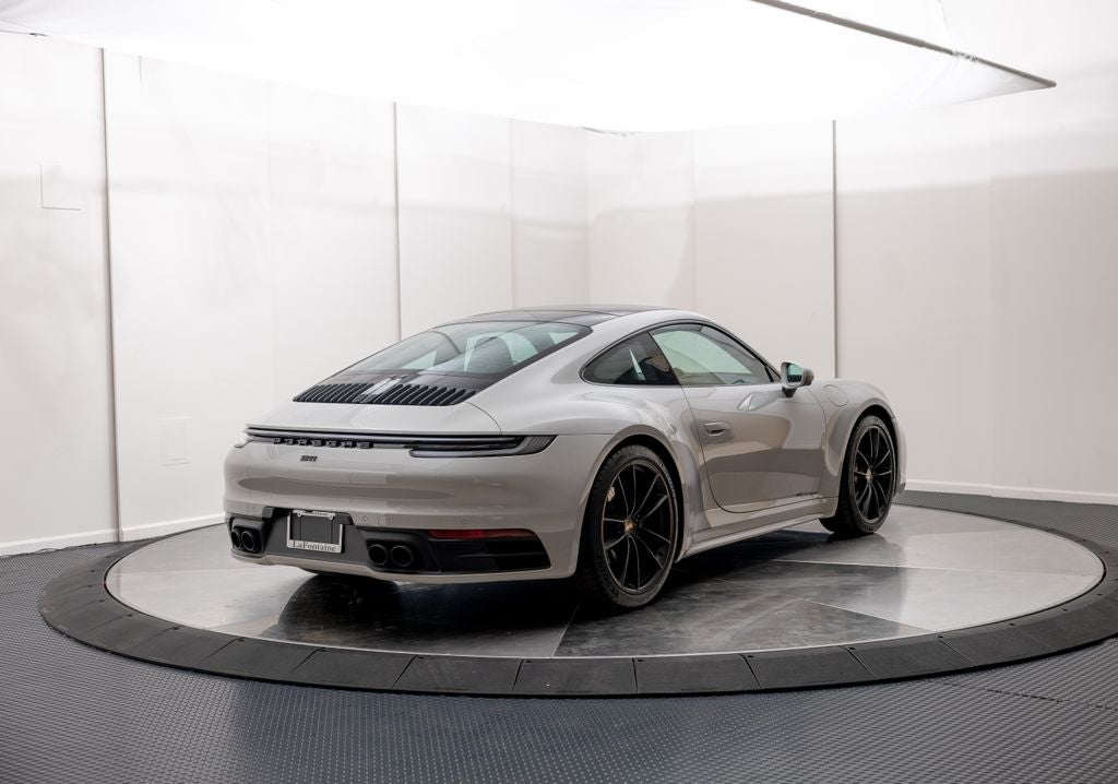 2023 Porsche 911 Carrera