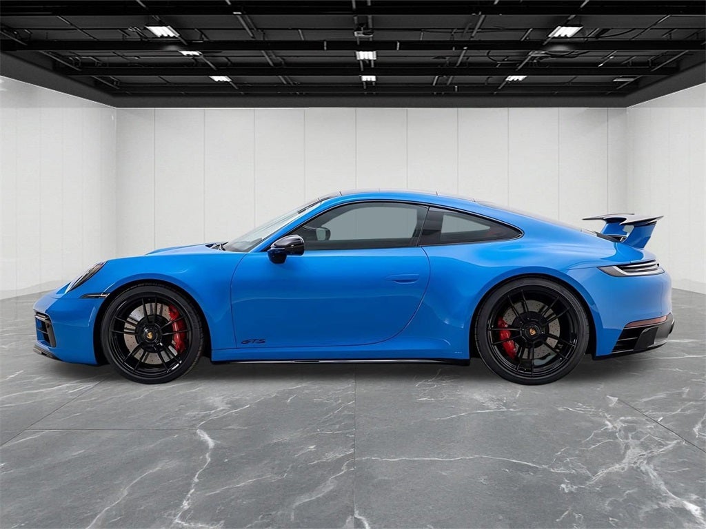 2022 Porsche 911 Carrera 4 GTS