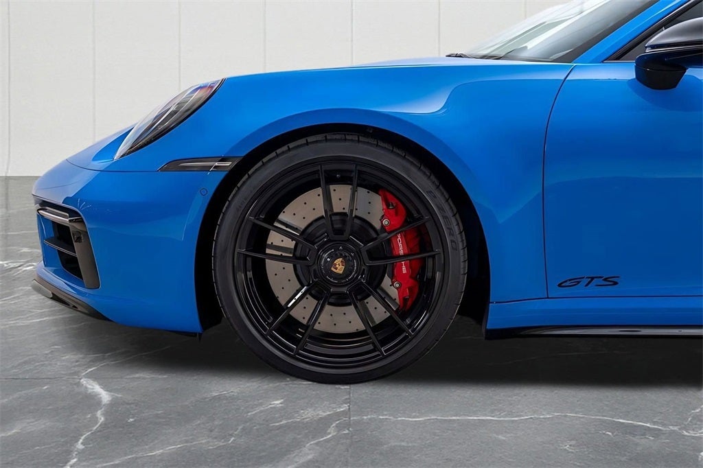 2022 Porsche 911 Carrera 4 GTS