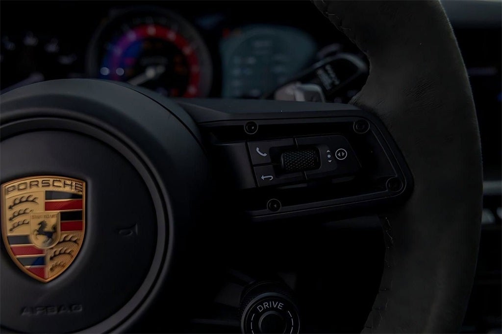 2022 Porsche 911 Carrera 4 GTS