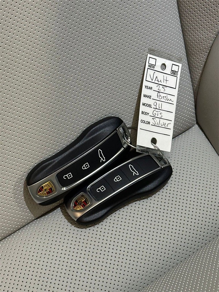 2025 Porsche 911 Carrera GTS