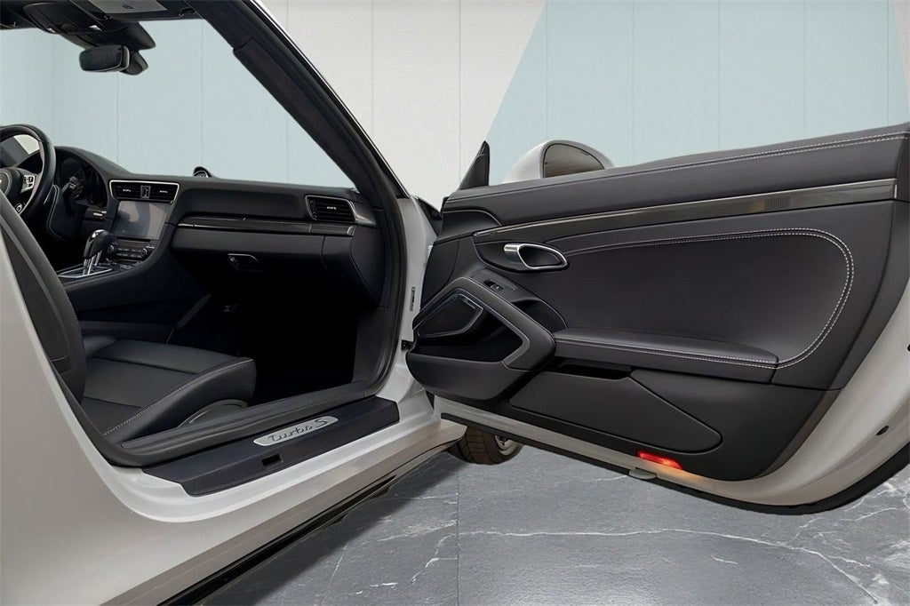 2019 Porsche 911 Turbo S