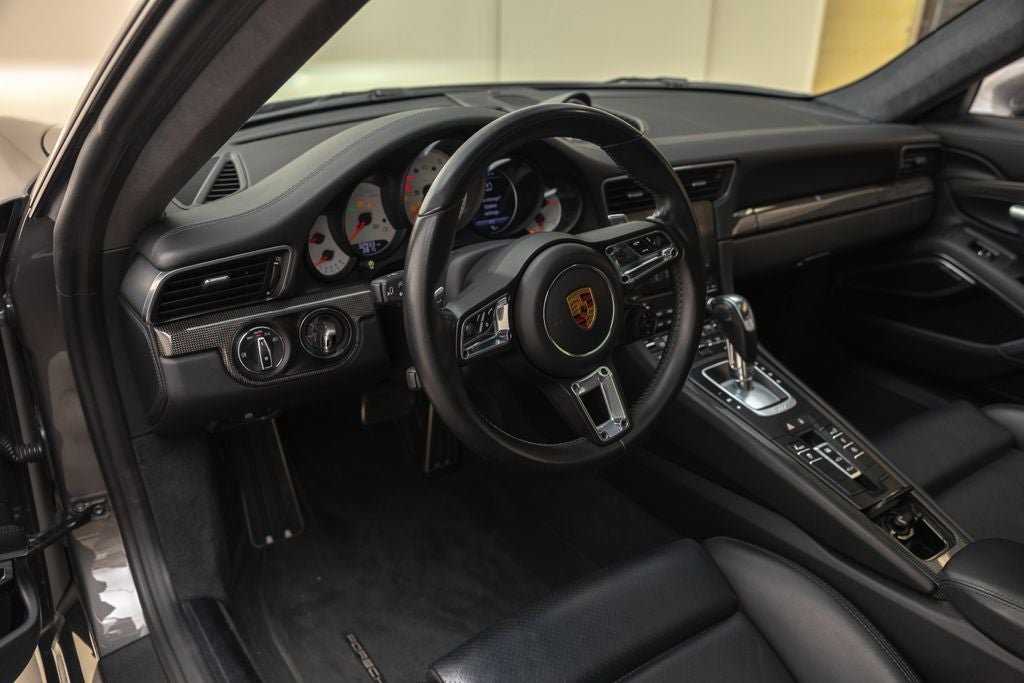 2019 Porsche 911 Turbo S