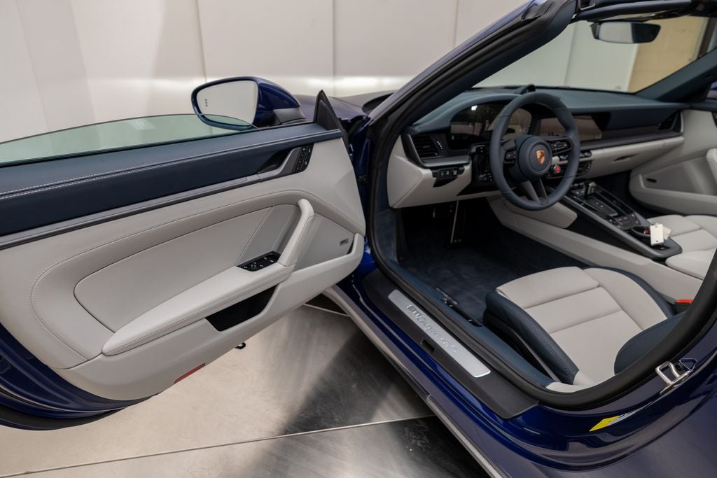 2026 Porsche 911 Targa 4S