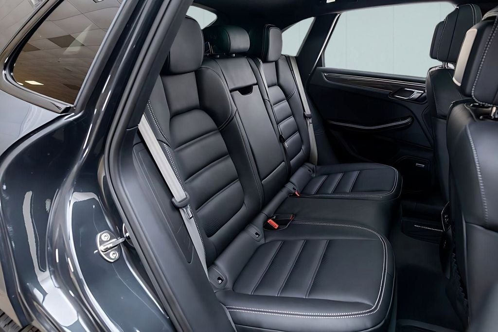 2025 Porsche Macan GTS