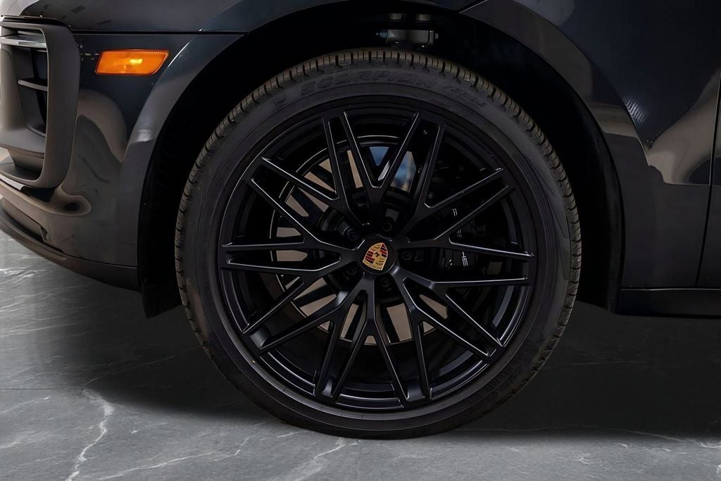 2025 Porsche Macan GTS