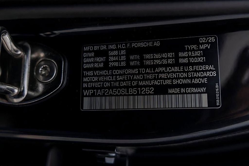 2025 Porsche Macan GTS