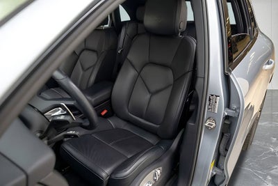 2024 Porsche Macan S