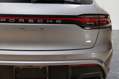 2024 Porsche Macan S