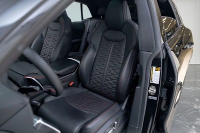 2023 Audi RS Q8 4.0T quattro