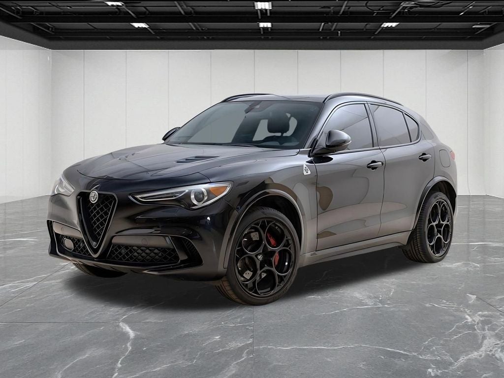 2023 Alfa Romeo Stelvio Quadrifoglio