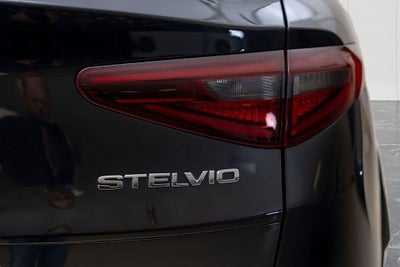 2023 Alfa Romeo Stelvio Quadrifoglio