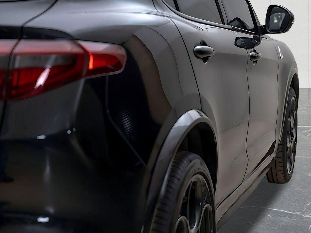 2023 Alfa Romeo Stelvio Quadrifoglio