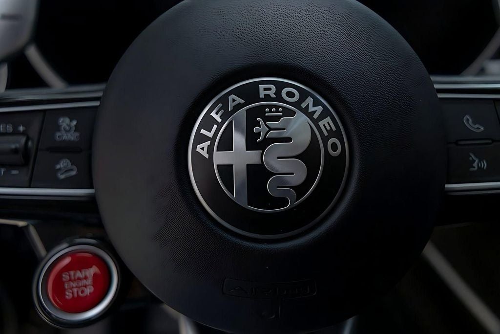 2023 Alfa Romeo Stelvio Quadrifoglio