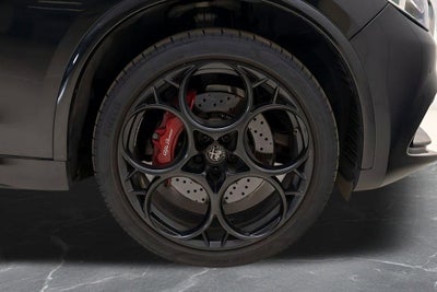 2023 Alfa Romeo Stelvio Quadrifoglio