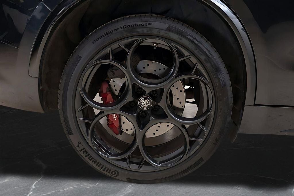 2023 Alfa Romeo Stelvio Quadrifoglio