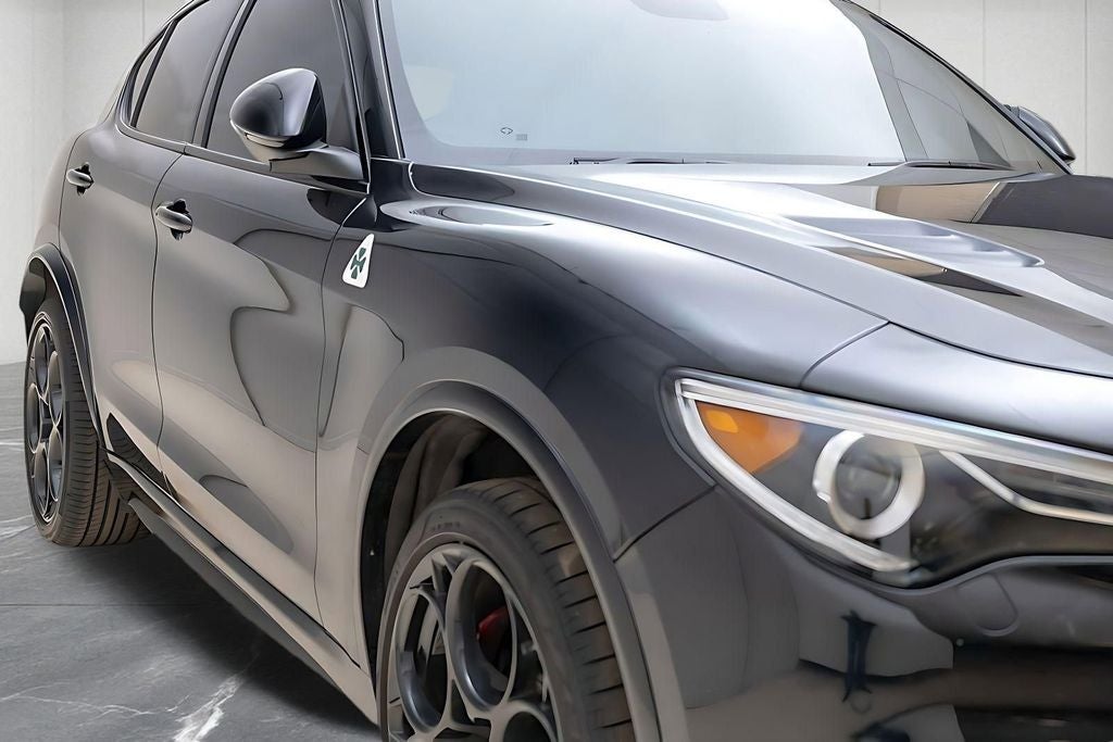 2023 Alfa Romeo Stelvio Quadrifoglio