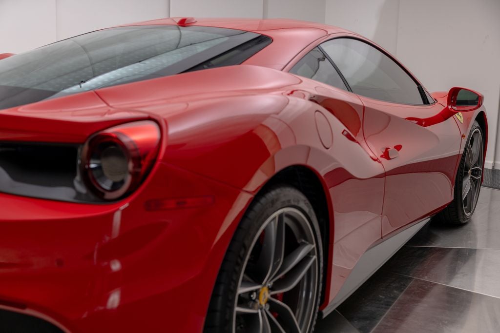 2016 Ferrari 488 GTB Base
