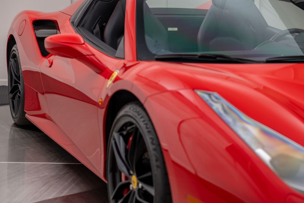 2019 Ferrari 488 Spider Base