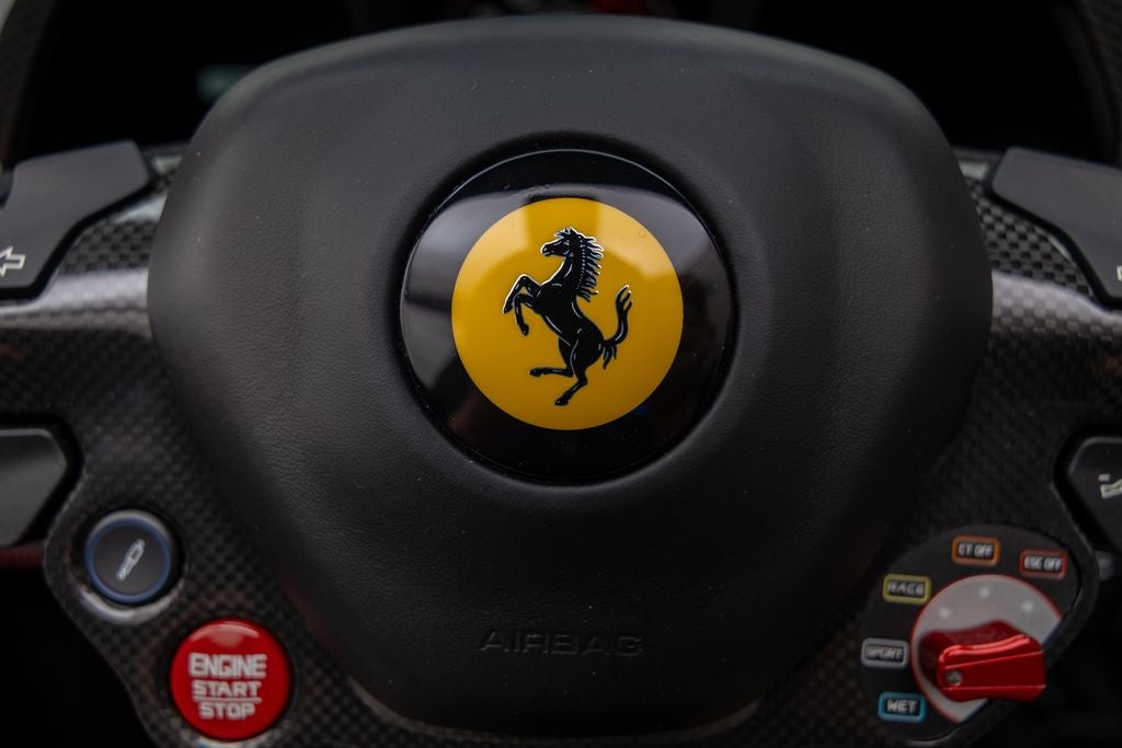 2019 Ferrari 488 Spider Base