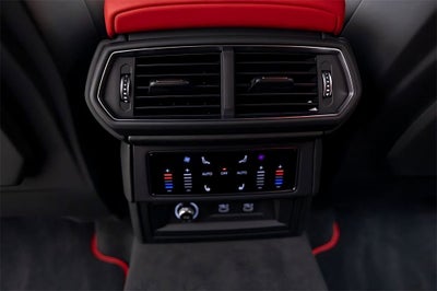 2022 Lamborghini Urus Base