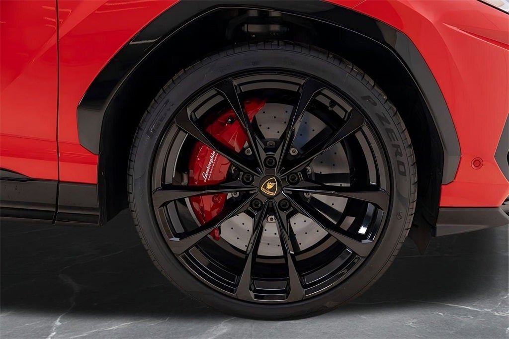 2022 Lamborghini Urus Base