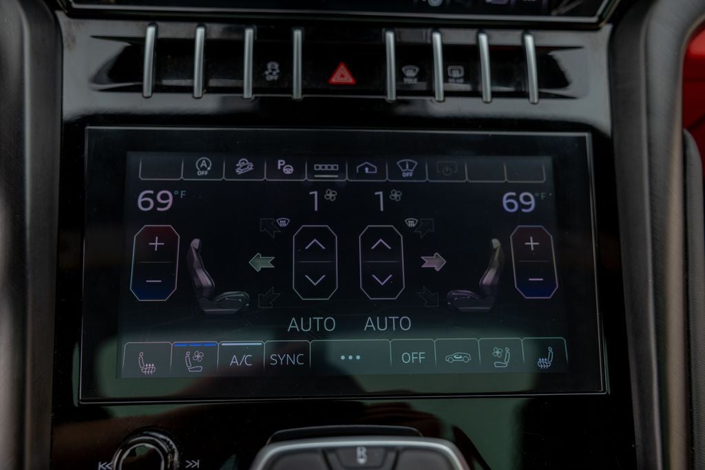 2022 Lamborghini Urus Base