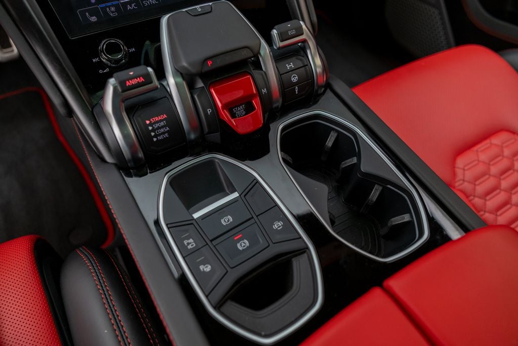 2022 Lamborghini Urus Base