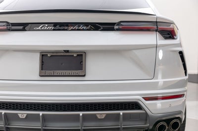 2022 Lamborghini Urus Base