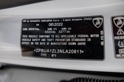 2022 Lamborghini Urus Base