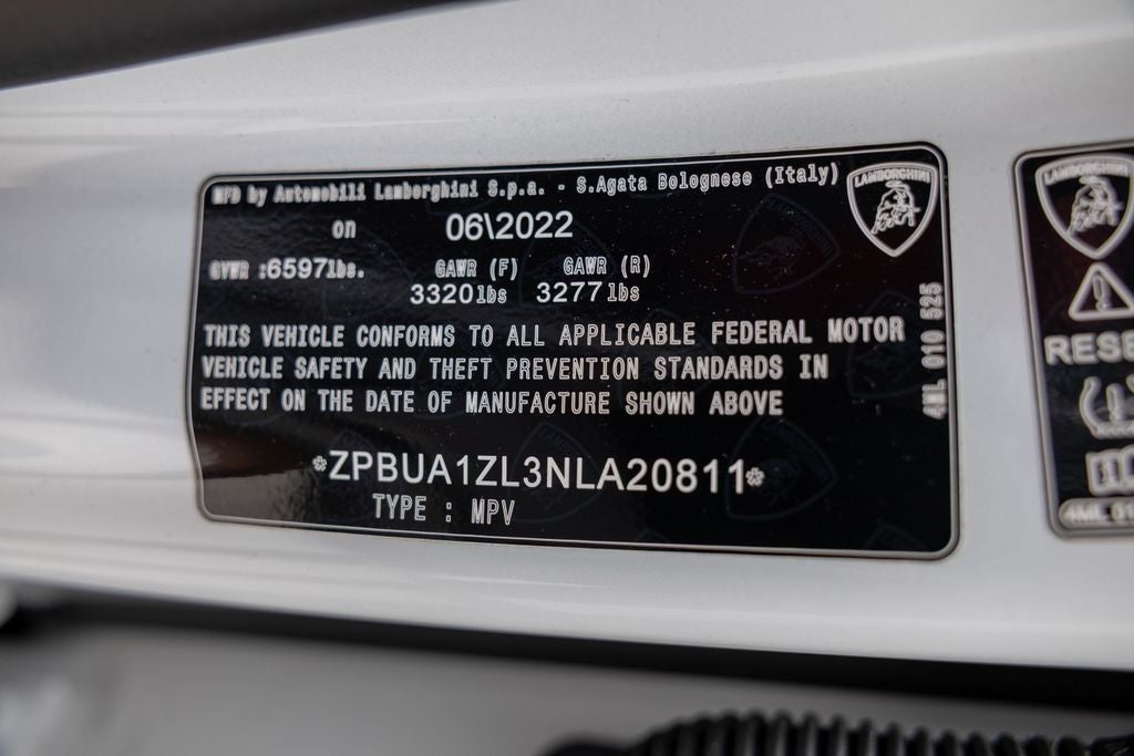 2022 Lamborghini Urus Base