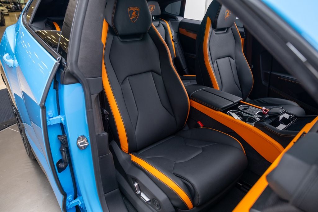 2025 Lamborghini Urus SE