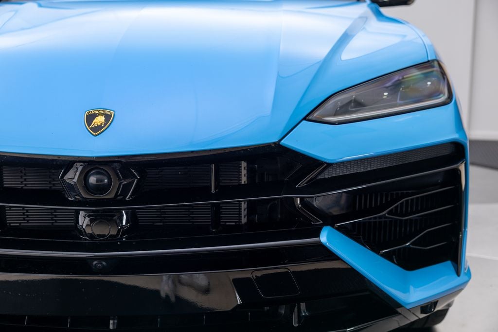 2025 Lamborghini Urus SE