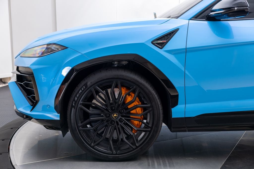2025 Lamborghini Urus SE