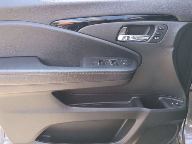 2021 Honda Pilot Touring 7 Passenger