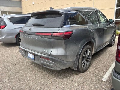 2022 INFINITI QX60 LUXE