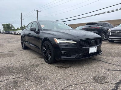 2023 Volvo S60 B5 Plus Black Edition