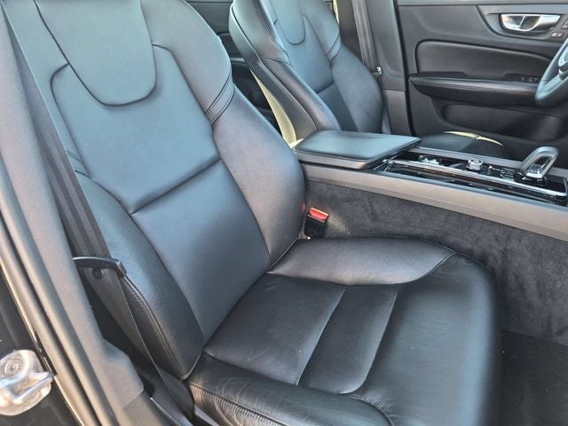 2023 Volvo S60 B5 Plus Black Edition
