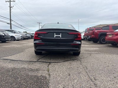 2023 Volvo S60 B5 Plus Black Edition