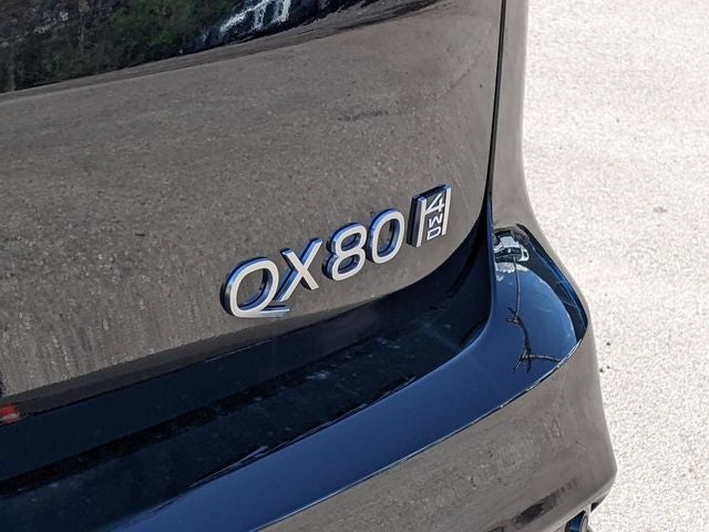 2026 INFINITI QX80 LUXE